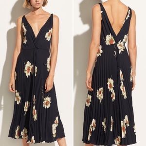 Vince Gardenia Floral Pleated Twist Front Dress 8